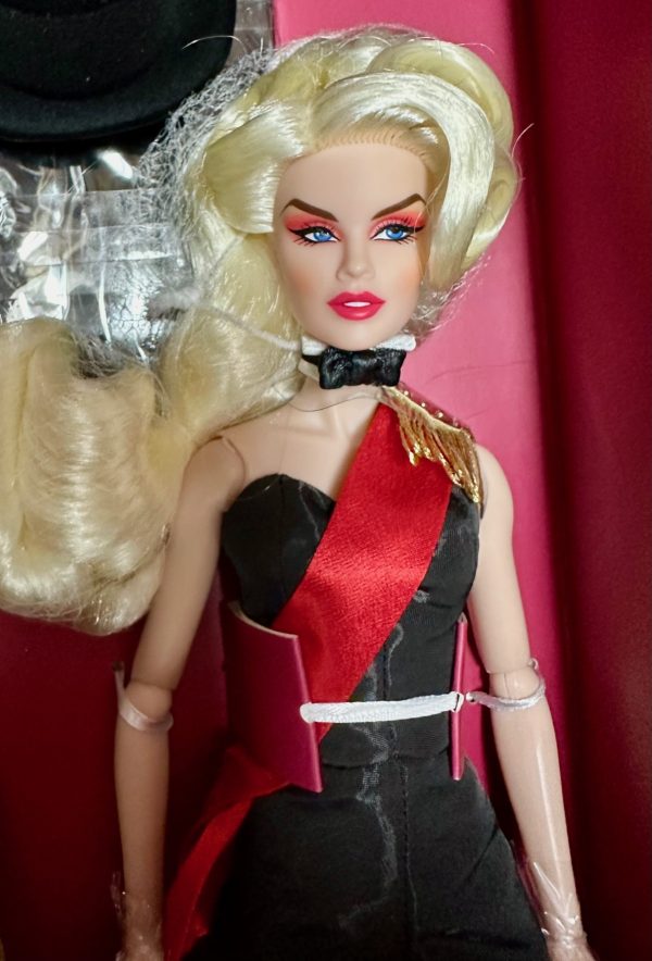 JEM and the Holograms The Stingers Minx & Rapture Mind Games Giftset - Image 9