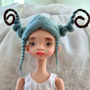 Sculpture Wig Seafoam  size 6-7 All handmade