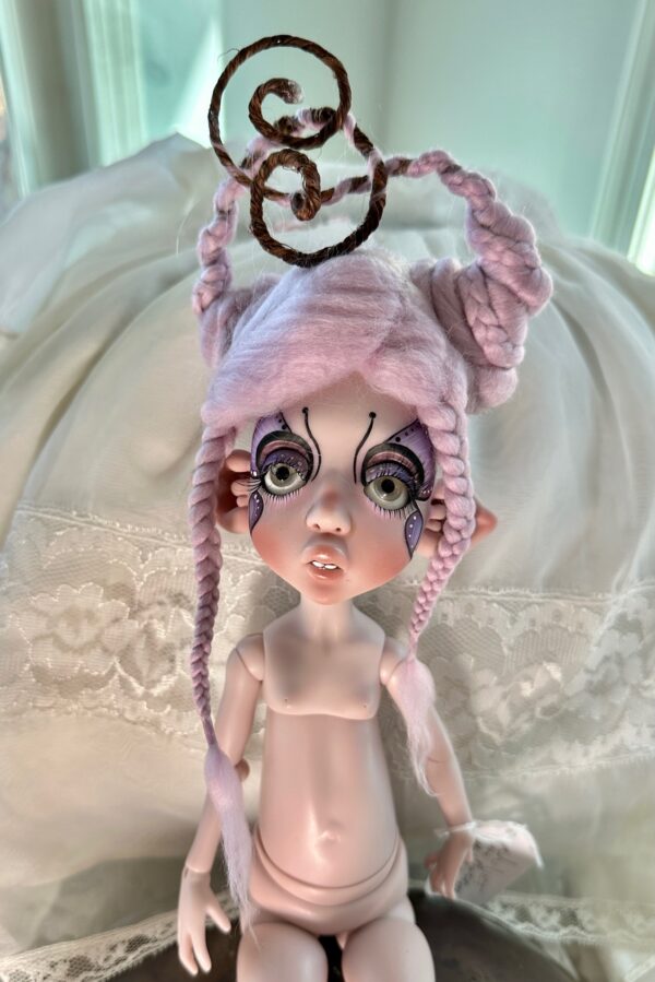 Sculpture Wig  LAVENDER  size 6-7 handmade - Image 2
