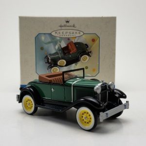 Hallmark Ornament 1931 Ford Model A Roadster 1998