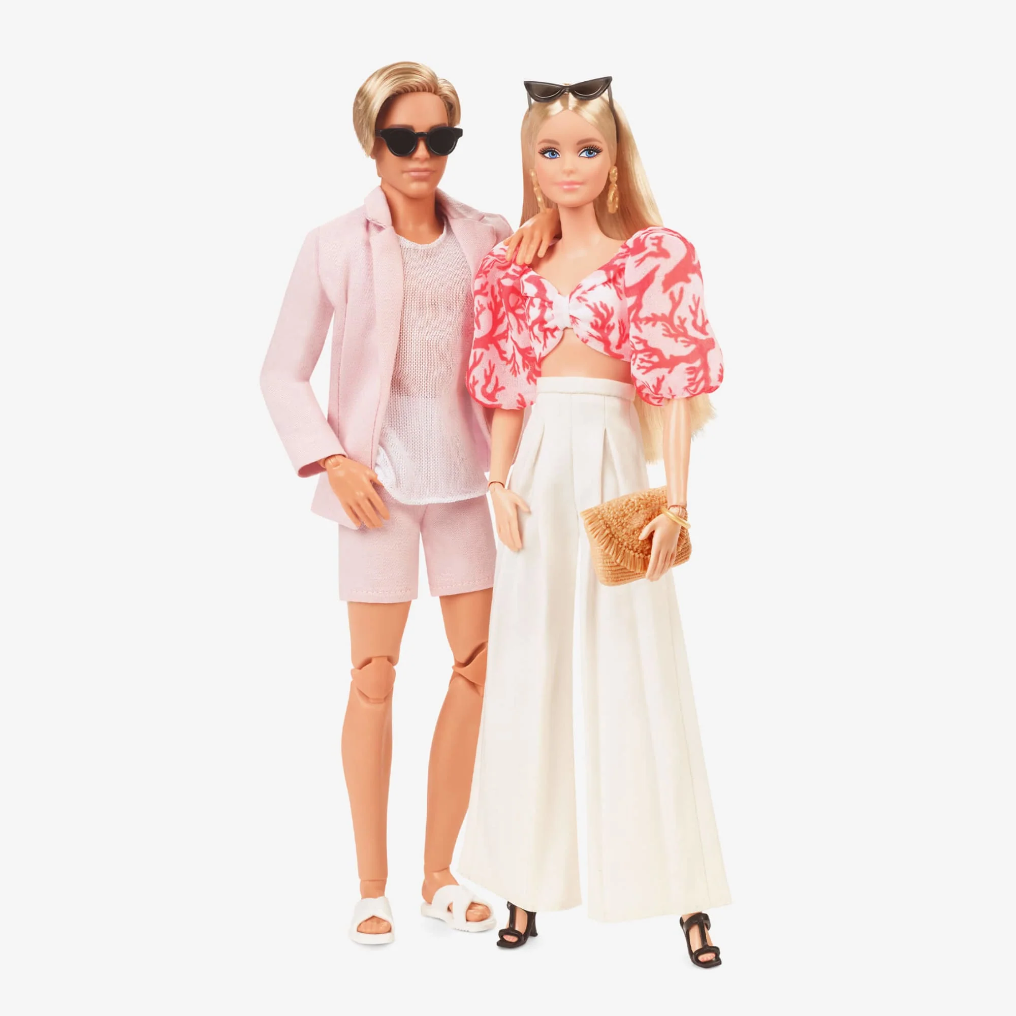 HJW88 BarbieStyle Barbie and Ken Two Pack Doll Peddlar