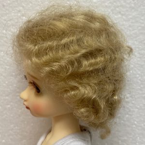 Harlow Wig (Honey Blonde) Size 6-7 Doll Peddlar Exclusive