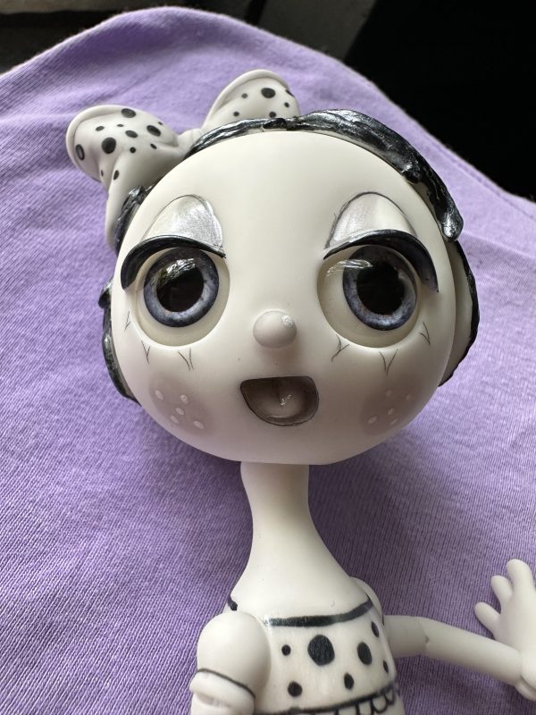 Ruby, Magical Musical Lady 23cm (9") Snow White Resin Full Body Handpainted by Nefer Kane - Image 4