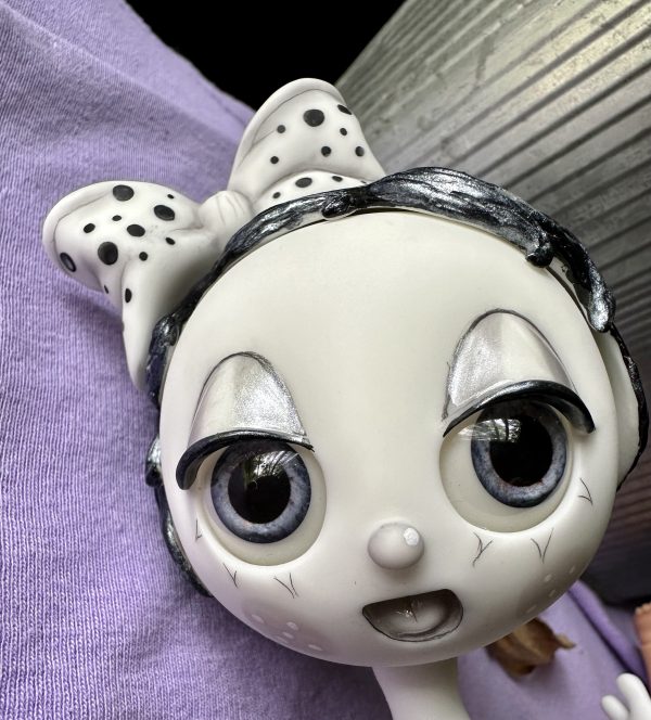 Ruby, Magical Musical Lady 23cm (9") Snow White Resin Full Body Handpainted by Nefer Kane - Image 6