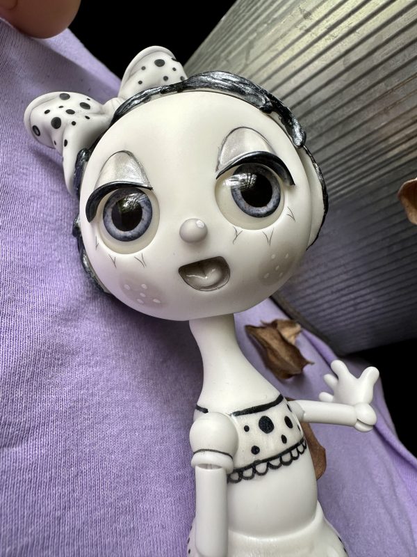 Ruby, Magical Musical Lady 23cm (9") Snow White Resin Full Body Handpainted by Nefer Kane - Image 3