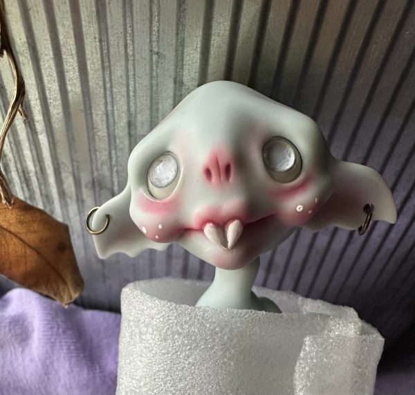 Circus Kane  BATULA  6" Gray Resin Glow in the Dark   Faceup by Nefer - Image 4