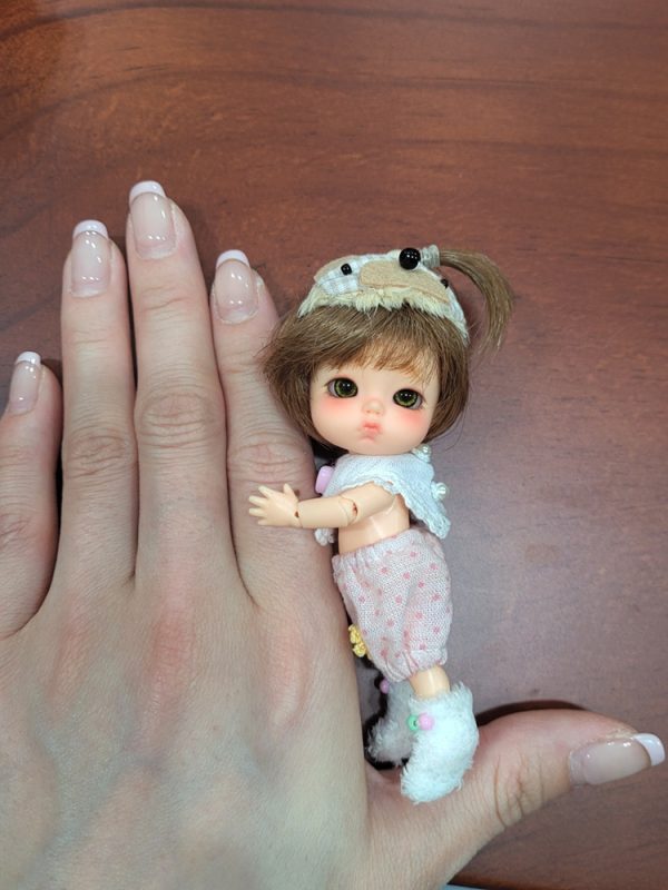 Lati White Pink Mellow ver T.Yomi Tan Nude 10cm/4" - Image 5