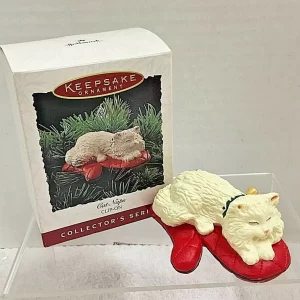 Hallmark Ornament Cat Naps (Clip-On) 1995