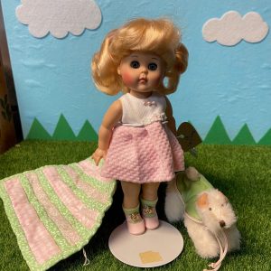 Ginny Peekaboo 8″ MINT/NO BOX