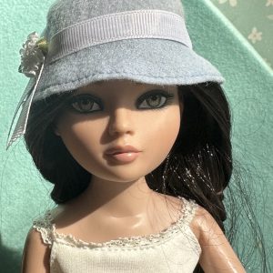 Felt Cloche Gray Hat (Modeled on 7-8″ Head)
