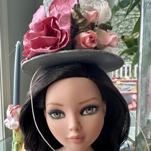 Gray Paper Top Hat with Bouquet (Modeled on 7-8″ Head)
