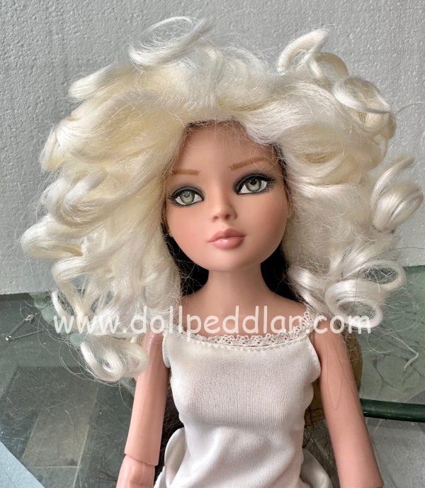 LW-217 Doll Heart White Blonde Wig (Size 8-9) - Image 2