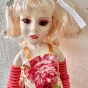 Peggy Wig (White Blonde) Size 6-7