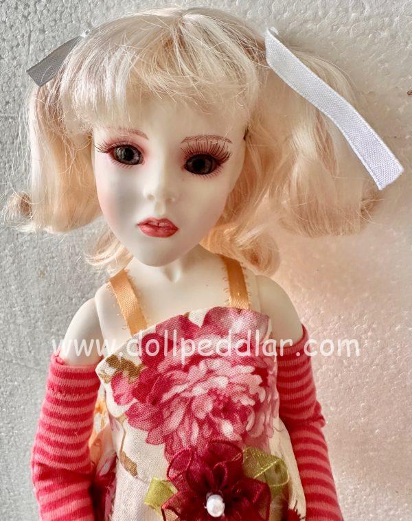 Peggy Wig (White Blonde) Size 6-7