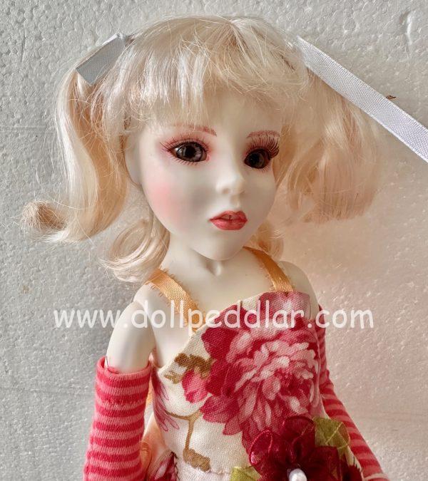 Peggy Wig (White Blonde) Size 6-7 - Image 4