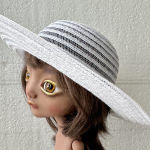 White Wide-Brim Sun Hat (Modeled on 9-10″ Head)