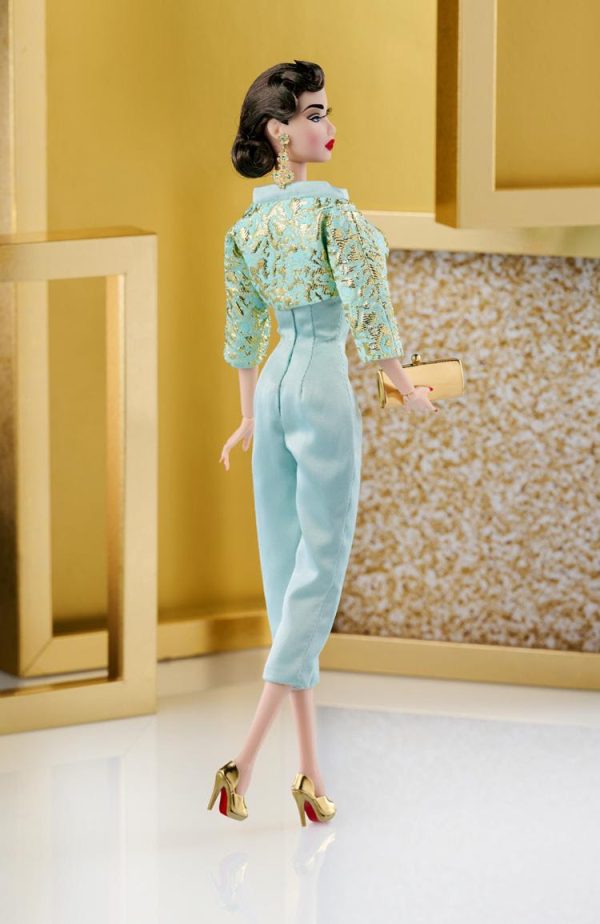 East 59th Dream in Aquamarine Carolynn "Cora" Kwan - Image 5