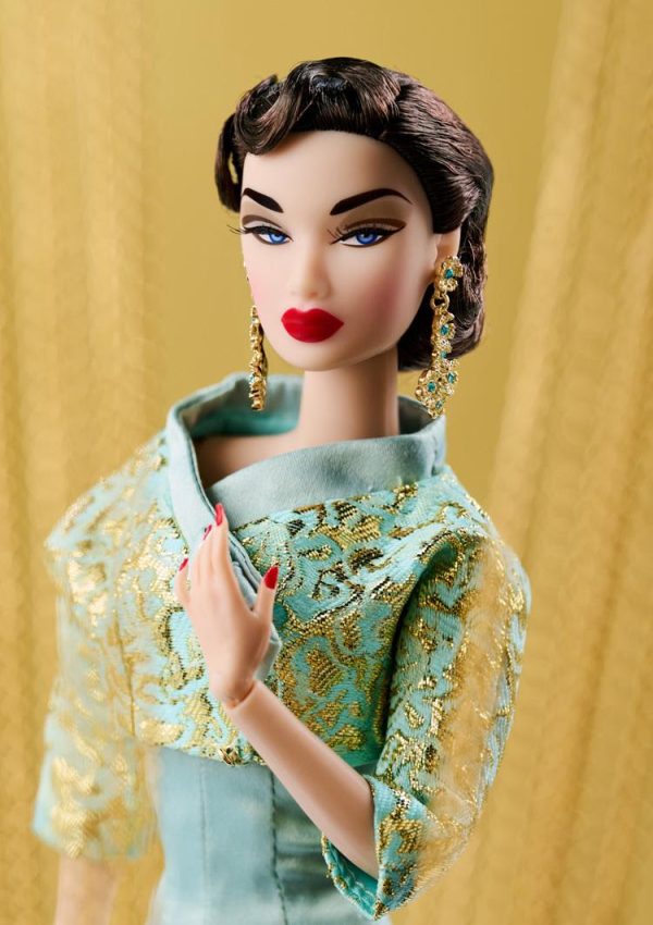 East 59th Dream in Aquamarine Carolynn "Cora" Kwan - Image 6