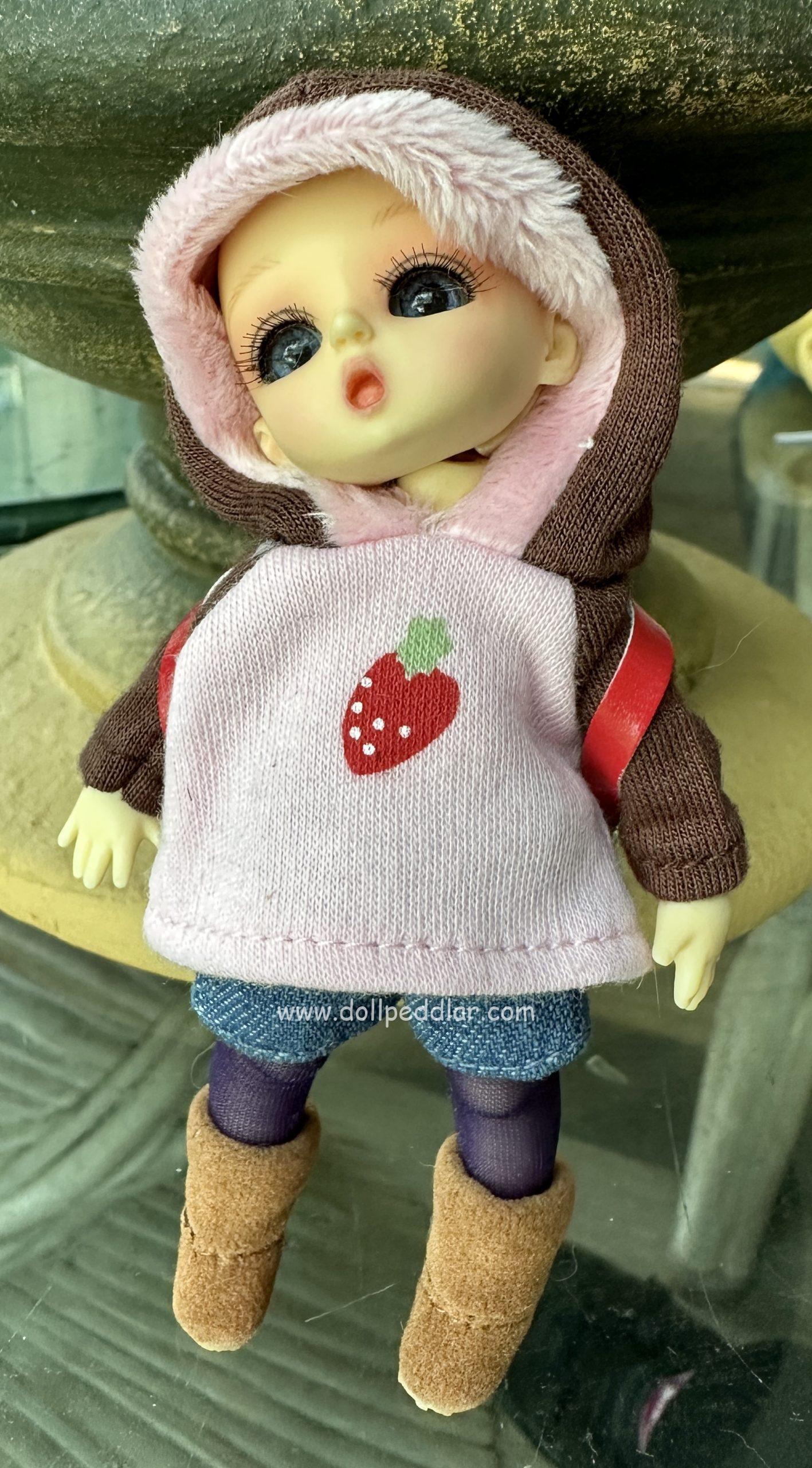 Honee-B 4.5" School Day Dressed Doll Resin BJD w/Makeup & Eyes Included - Image 3