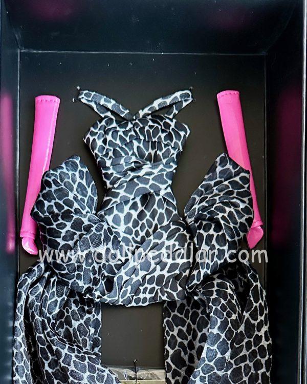 JHD FashionDoll 5th Anniversary Fashion Runway Gift Set Kelly Woodsen - Image 11