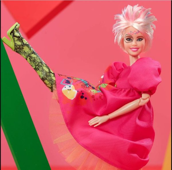 HYB84 Barbie the Movie Weird Barbie Doll - Image 14