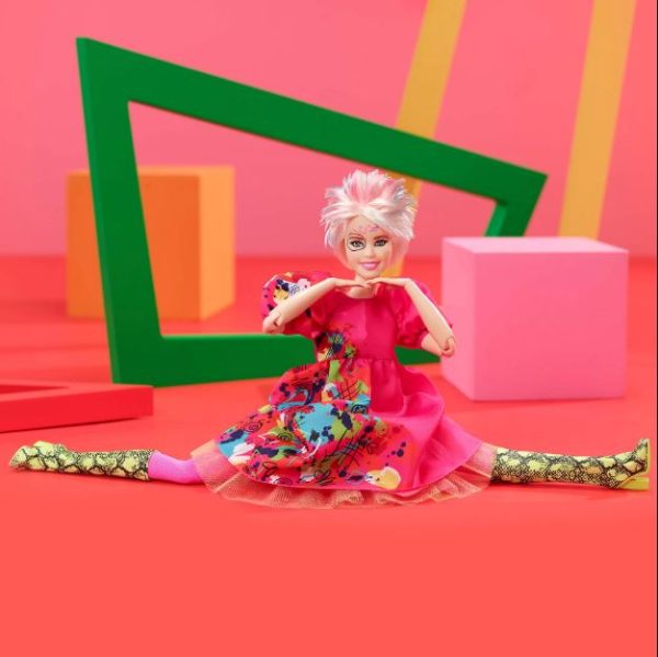 HYB84 Barbie the Movie Weird Barbie Doll - Image 13