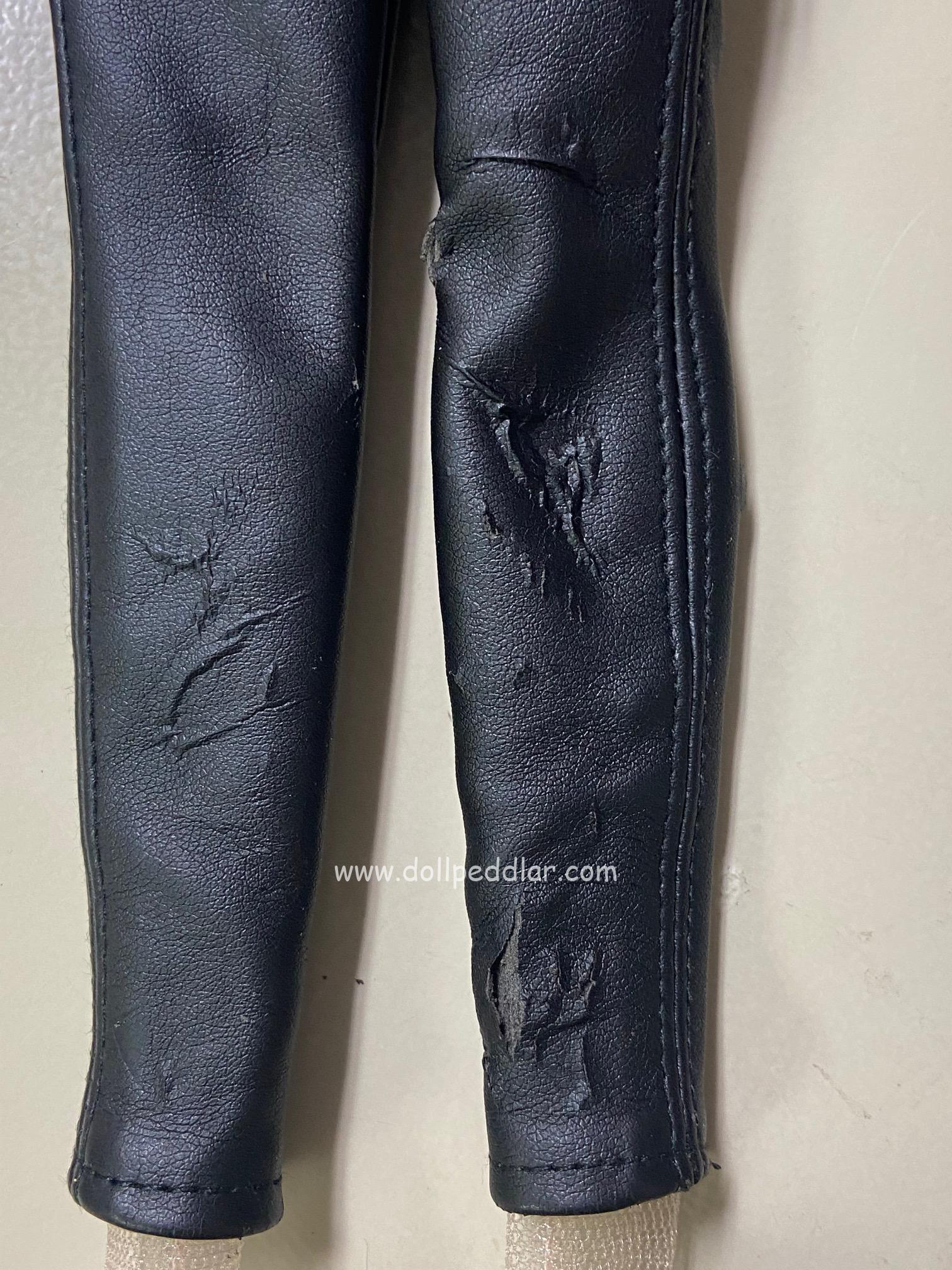 DC Stars Gotham Garage Catwoman PANTS ONLY/NOT MINT (Fits 16" Fashion Dolls) - Image 2