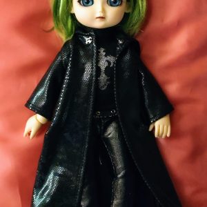 Doll Leaves Mic yosd 10″ Full Set, wearing Elfdoll Halloween Devil Outfit mint