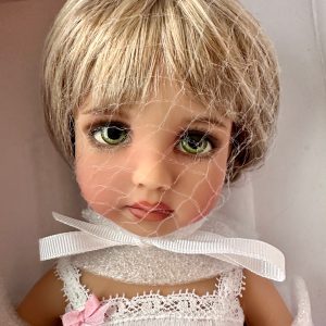 One of a Kind Dianna Effner’s Little Darling #4 Sculpt painted by Helen Skinner. NRFB in Shipper