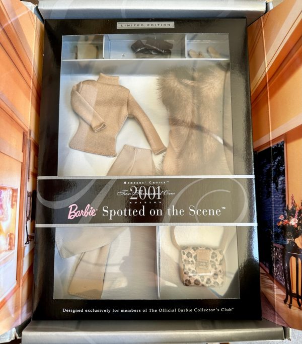 2001 Barbie Collector's Club Welcome Kit with Outfit FIRST MEMBERSHIP KIT NRFB in Shipper - Image 3