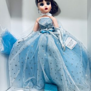 Madame Alexander Doll Club “Cissy Gala 2000”  #1 of 300.   NRFB MINT