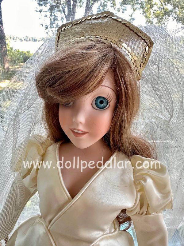 Disney Princess Arielle 16" Porcelain Created for Disney by Bette Ball MINT - Image 4