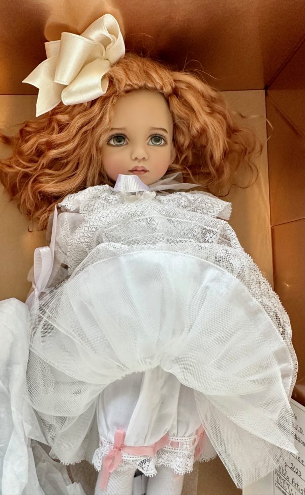 MDCC Dianna Effner Doll Dreamer's Guild Centerpiece Evangeline & Annabelle - Image 13