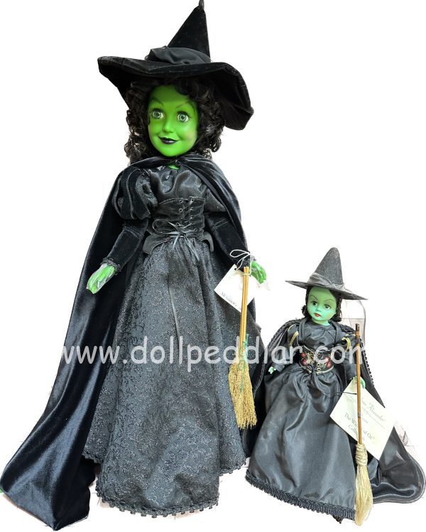 Wizard of Oz Wicked Witch of the West Cissy 21" w/Snow Globe #27760