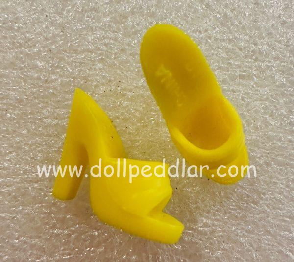 Vintage Barbie  Yellow mules with ribbed crossover strap