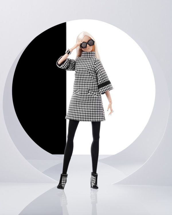 Neutral Code Checkmates Poppy Parker - Image 3