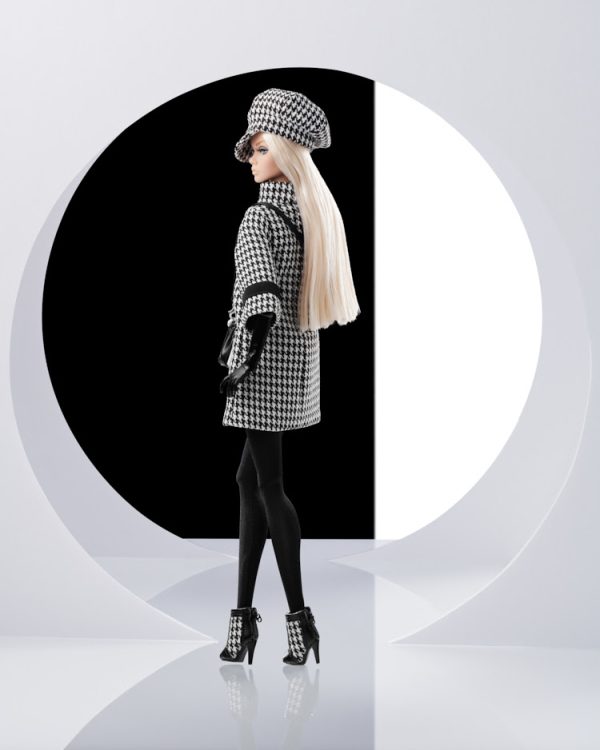 Neutral Code Checkmates Poppy Parker - Image 6