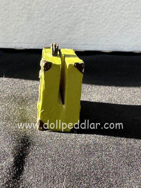 Green Luggage Card Holder 2" x 1.5" - Image 3