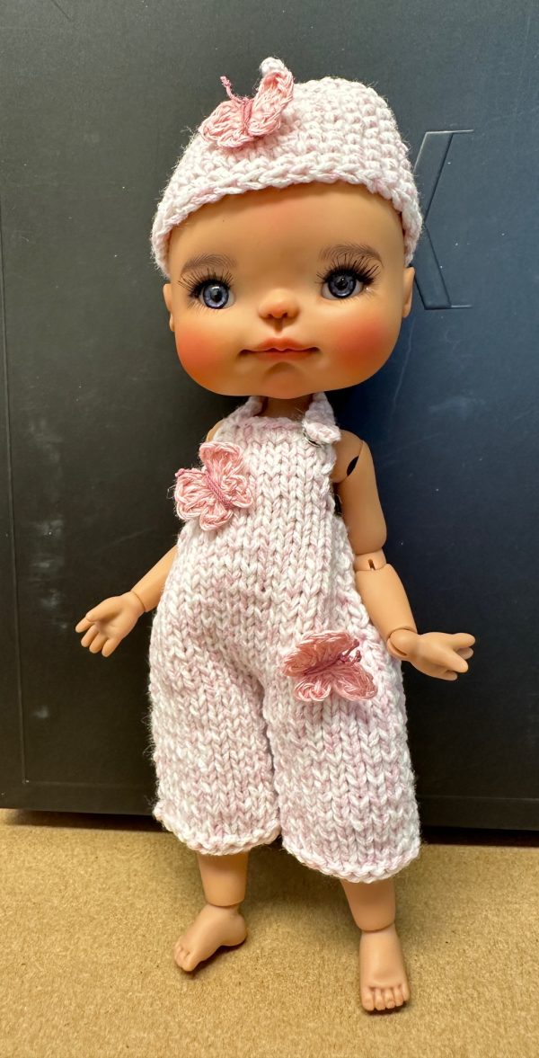 Meadowdolls Vienna Chibbi  Tan Resin NUDE  7.6". 9.5cm. New Mint - Image 3