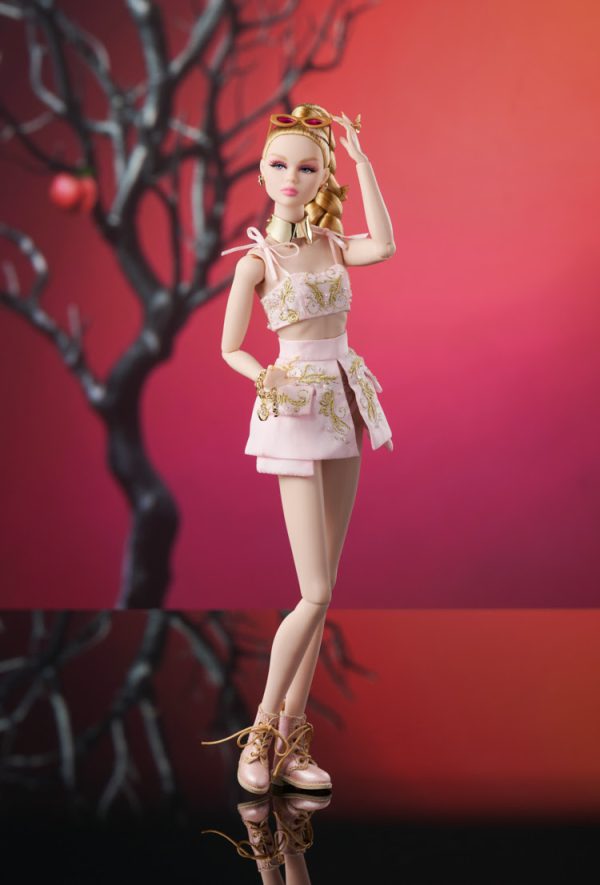 2023 WClub Exclusive 7 Sins: Sweet Temptation Tulabelle True - Image 2