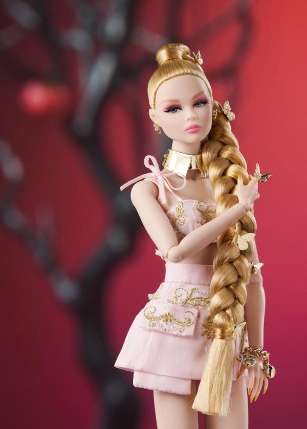2023 WClub Exclusive 7 Sins: Sweet Temptation Tulabelle True - Image 5