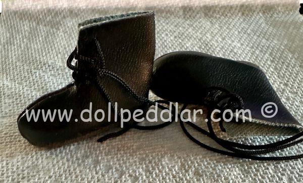 Lace-up Black Boots 40mm