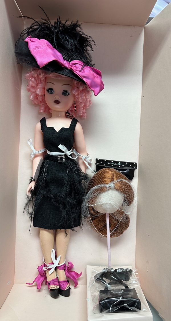Cissy Boutique Return to Elegance #1 of 250 Limitation MIB - Image 2