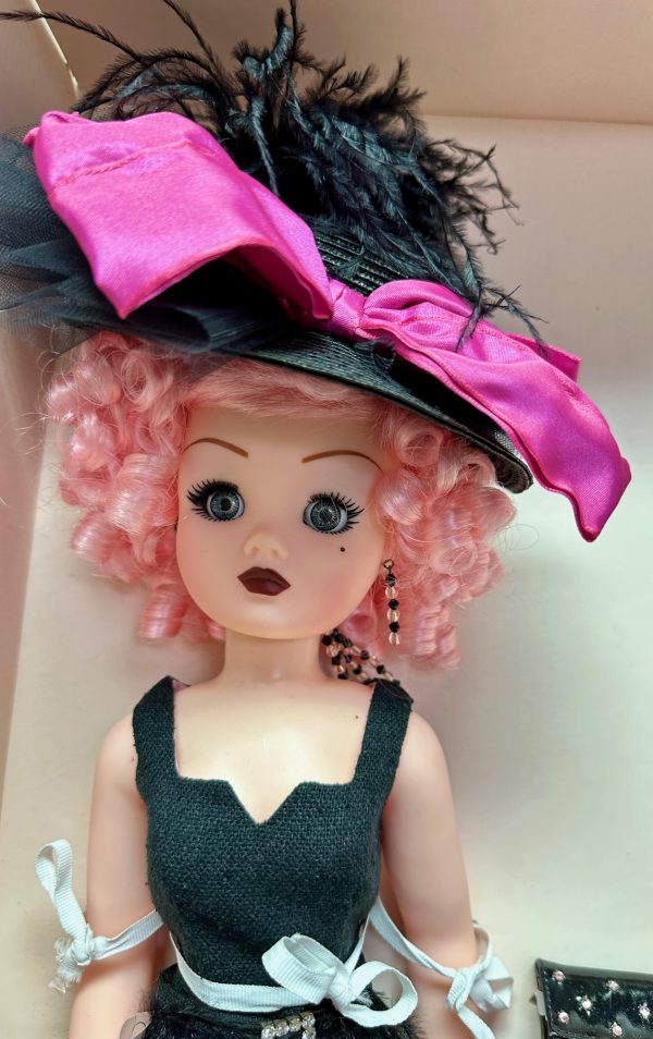 Cissy Boutique Return to Elegance #1 of 250 Limitation MIB