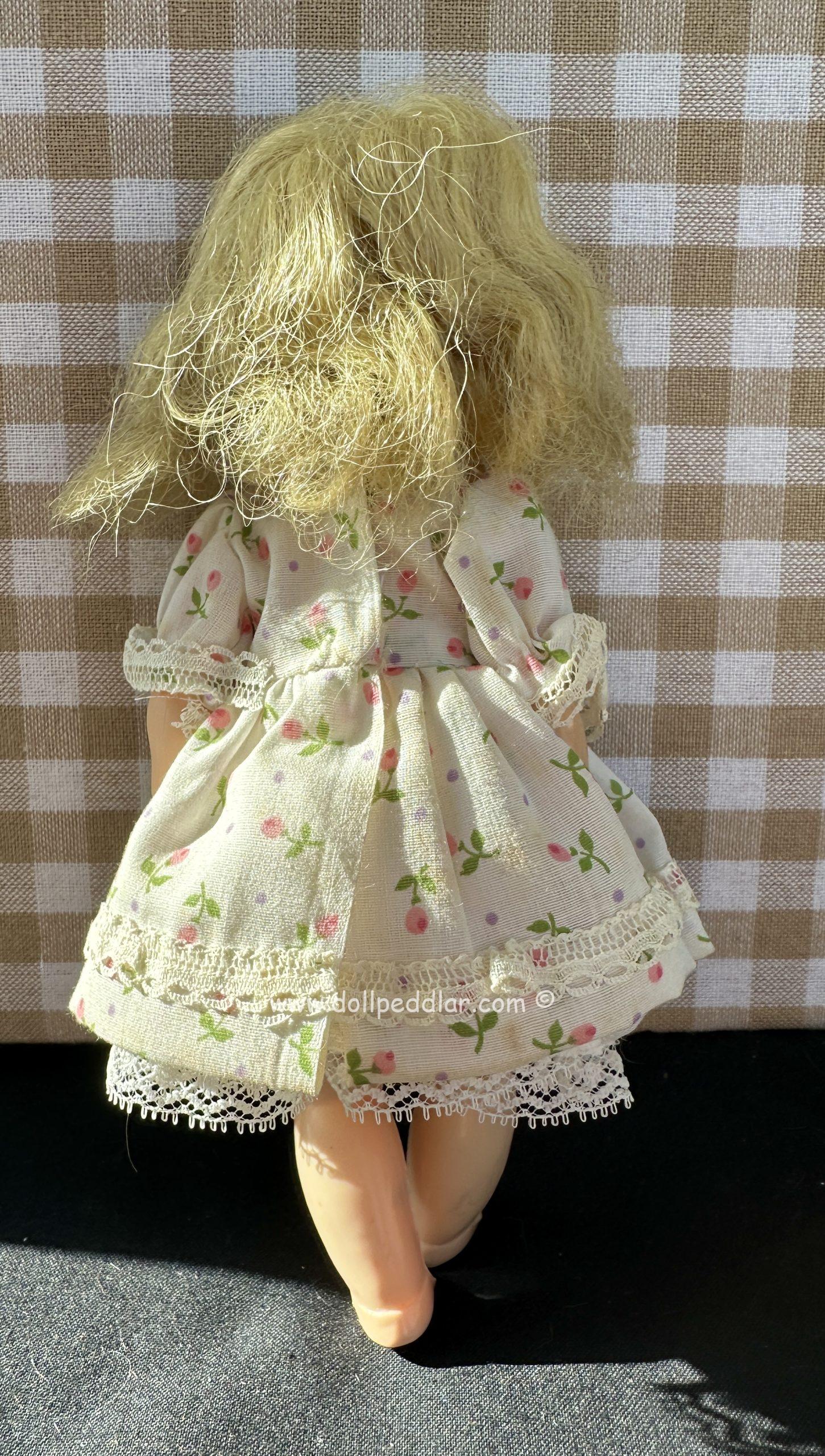 Vintage Vogue Doll Ginny Doll. 8" - Image 3