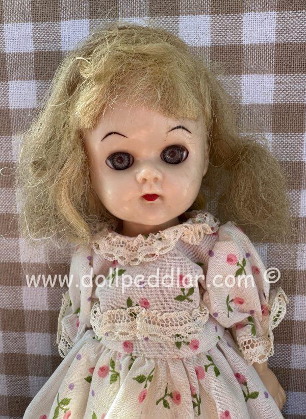 Vintage Vogue Doll Ginny Doll. 8"