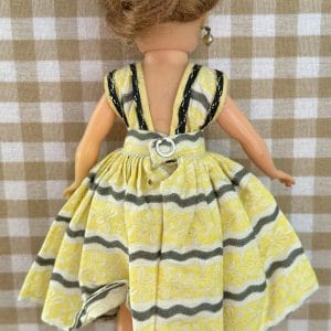 Vintage Uneeda Doll “Suzette” Fashion Doll 10″ All Original. 1950s