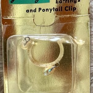 Vintage 10-12″ dolls Vogue never opened packet ‘Jill and Jan’ choker, Earrings, ponytail clip