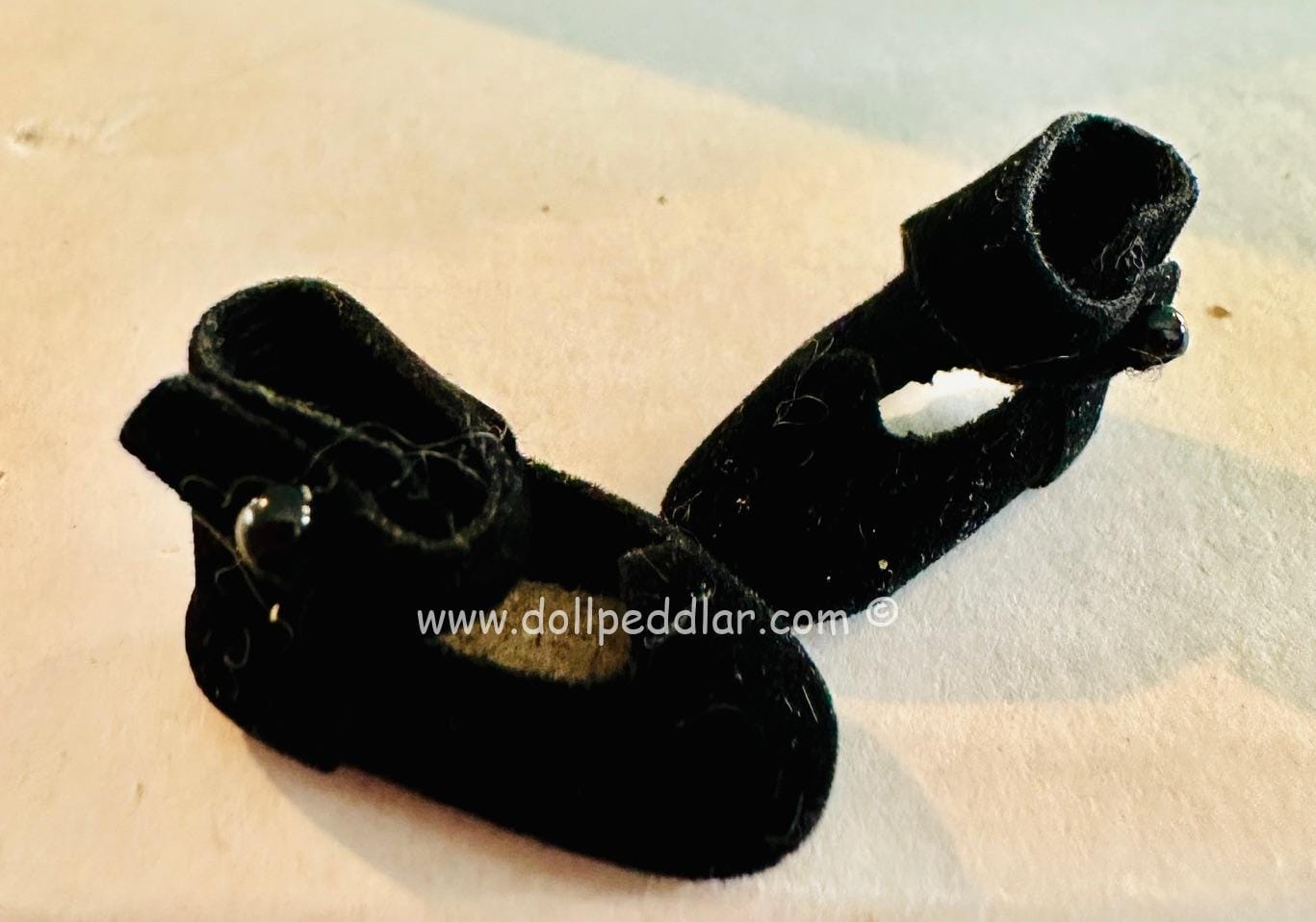 Vintage Velvet Tiny Betsy shoes. MINT - Image 2