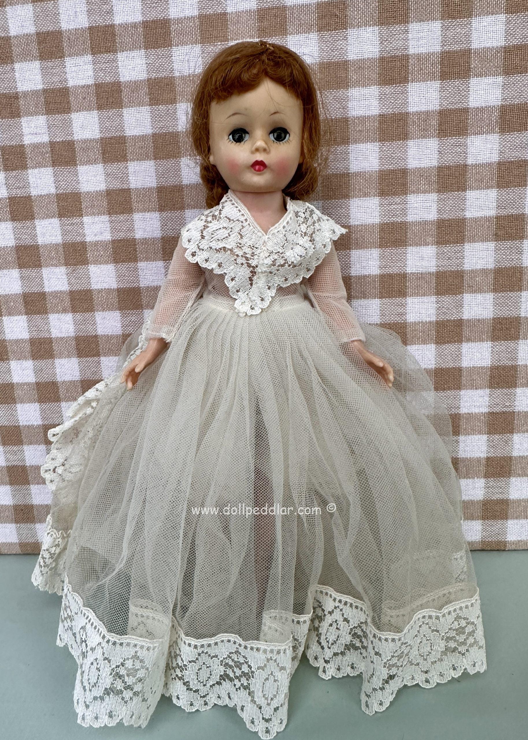 Vintage Madame Alexander Cissette Doll 10" Lace bown with full skirt; portrait collar - Image 2